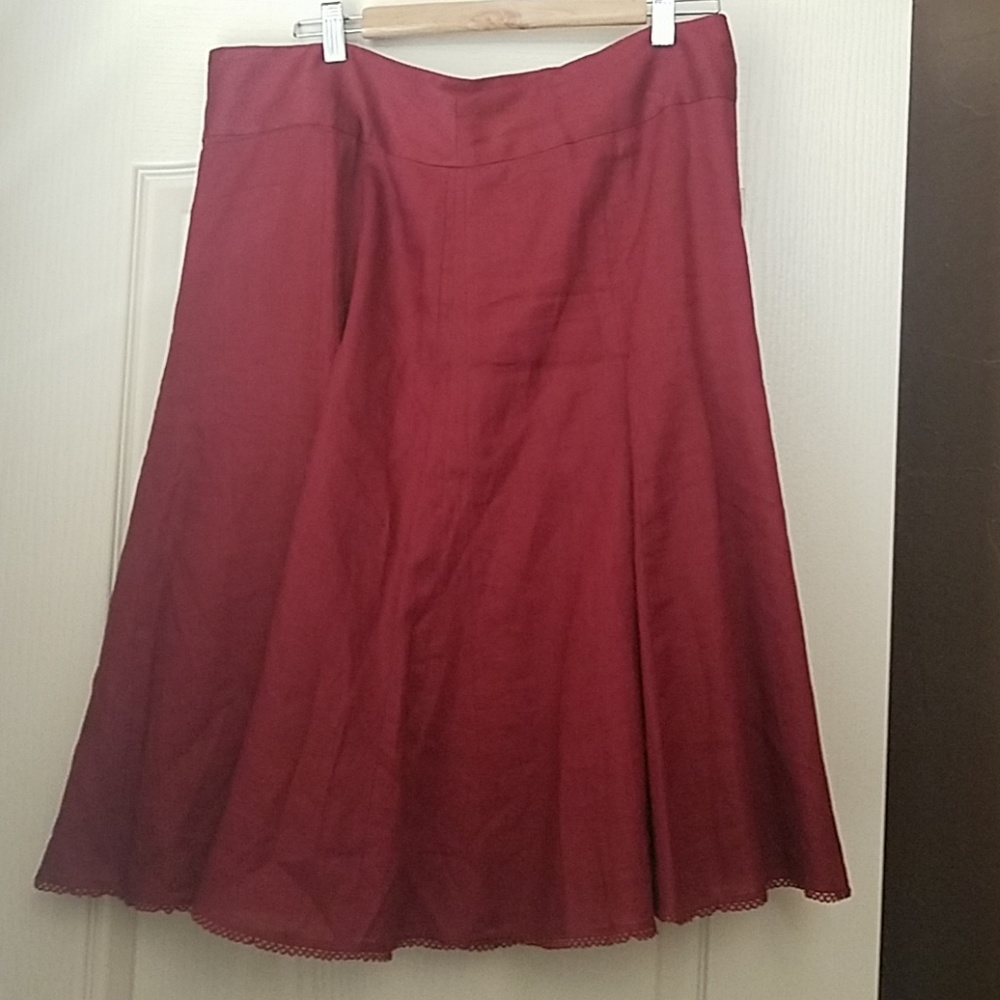 Ann Taylor Maroon skirt